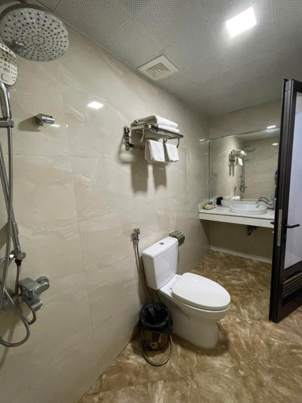 New Sun Hotel Ha Long Exterior foto